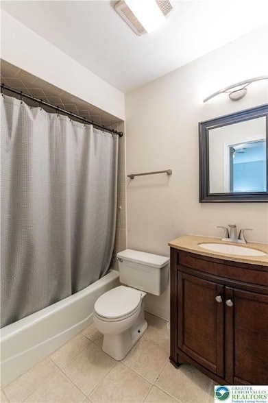 Building Photo - 8315 Countryside Ln