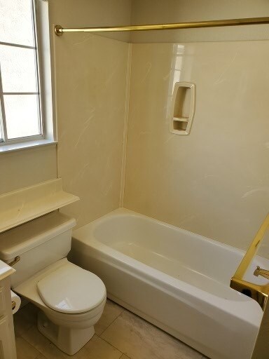 shower/tub/toilet bathroom #2 - 2040 Goldenrod Ln