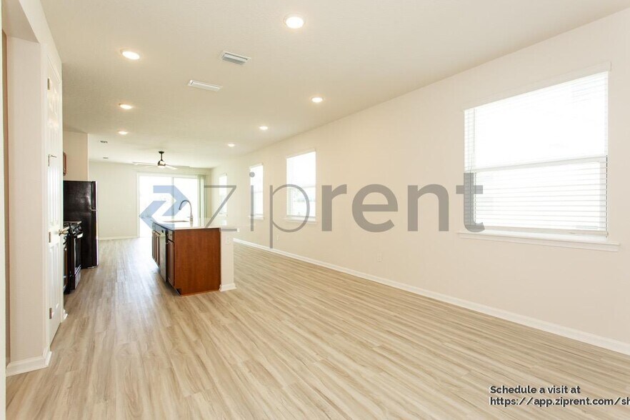 Building Photo - 152 Cedar Elm Wy