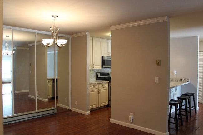 Building Photo - 39090 Presidio Way