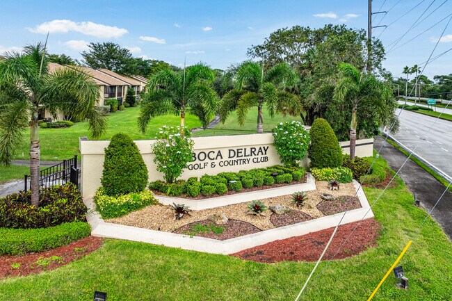 Building Photo - 5087 Oakhill Ln