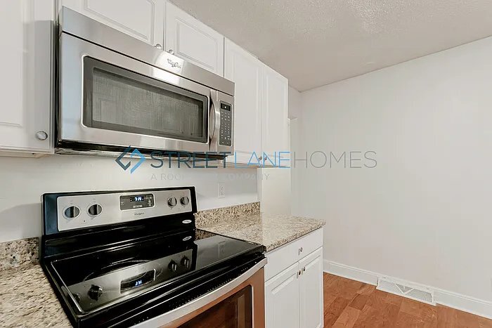 Building Photo - 4205 Mildred Ave