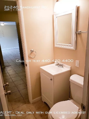 Building Photo - 25240 Sandhurst Rd