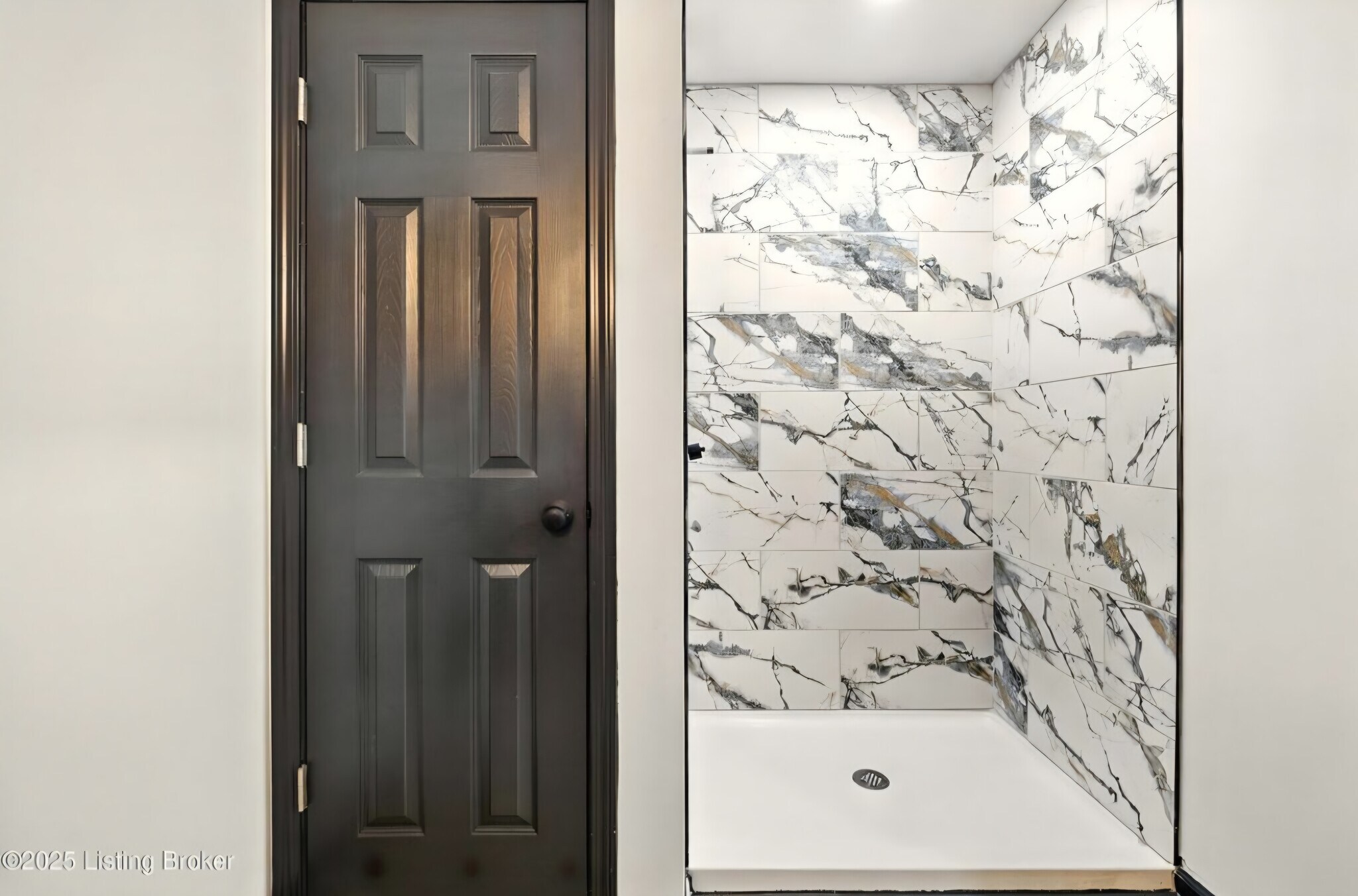 Building Photo - 1819 S Preston St