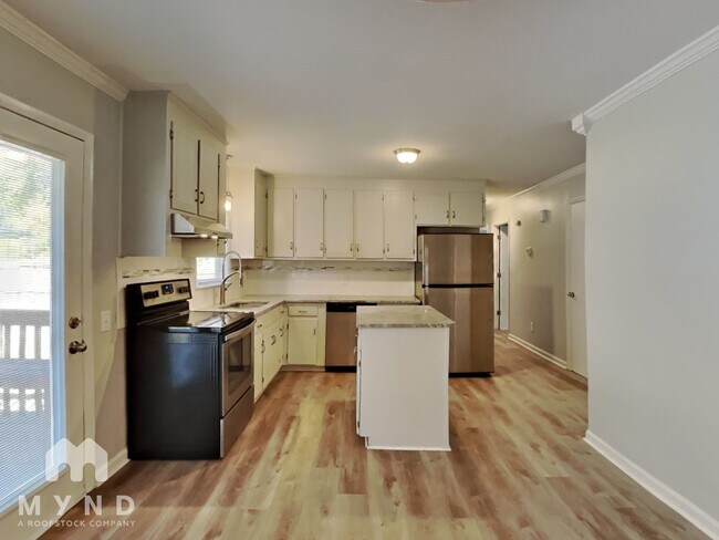 Building Photo - 5720 Raynor Rd