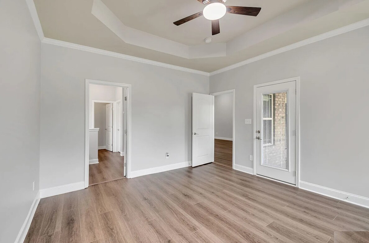 Building Photo - 24580 Silent Spring Dr