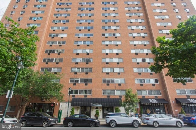 Building Photo - Bright Studio in the Heart of Center City ...