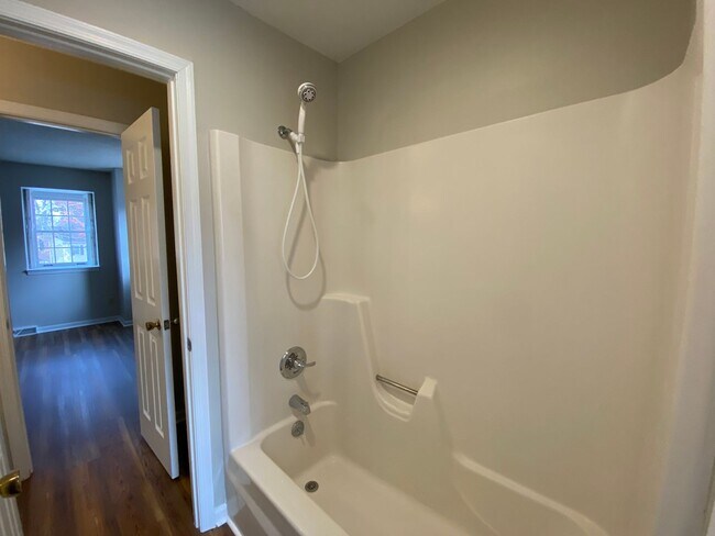 Building Photo - 503 Culpepper Ct