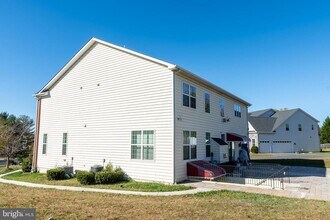 Building Photo - 21 Old Bonifant Rd