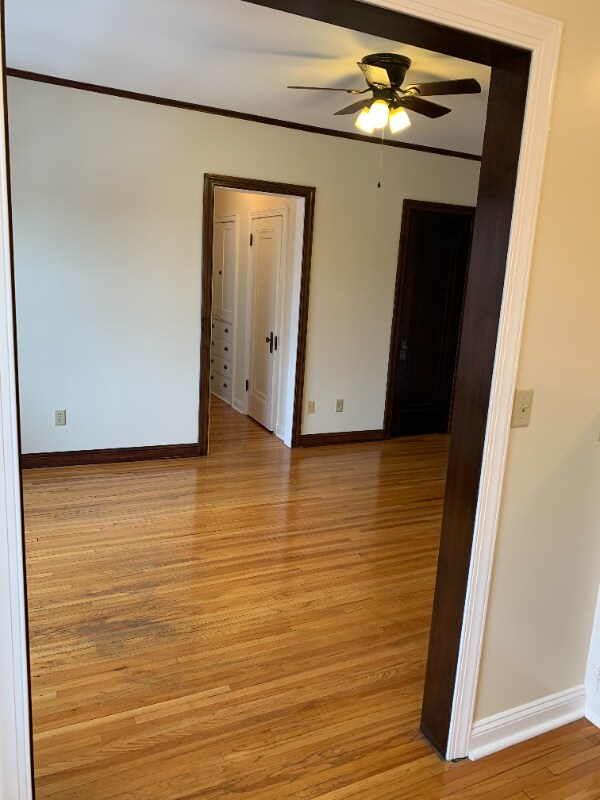 Building Photo - 145 S Chatsworth St