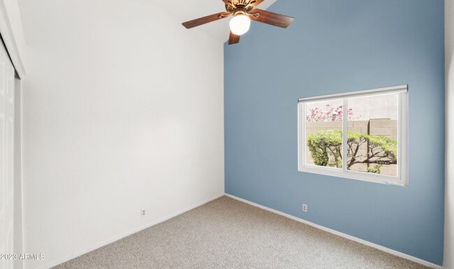 Building Photo - 4104 E Palo Brea Ln