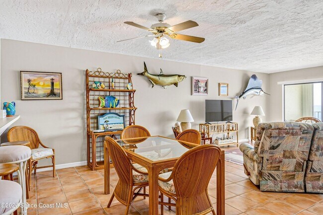 Building Photo - 403 Jimmy Buffett Mem Hwy