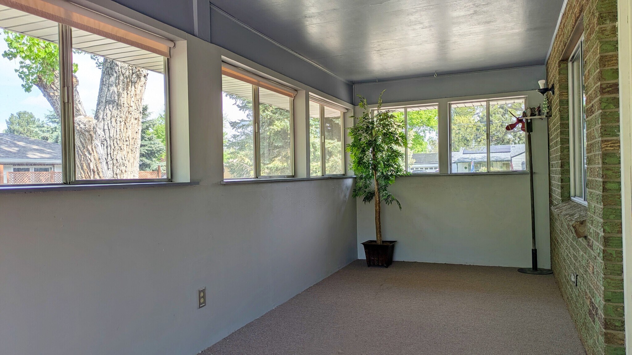 Building Photo - 8820 W 32nd Ave
