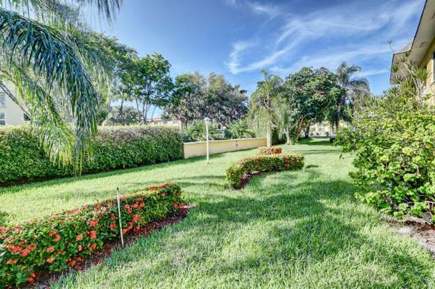 Building Photo - 207 Tropic Isle Dr