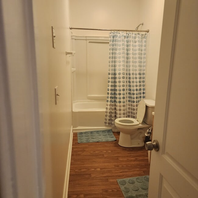 Building Photo - 337 Langshire Dr