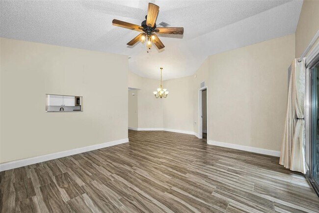 Building Photo - 4638 Sheffield Dr