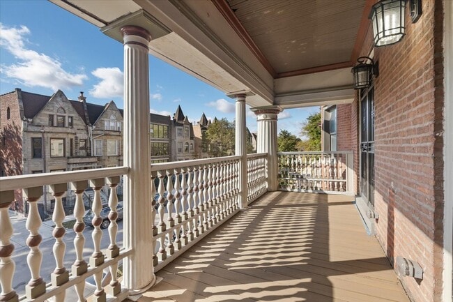 Building Photo - 442-444 E 48th St