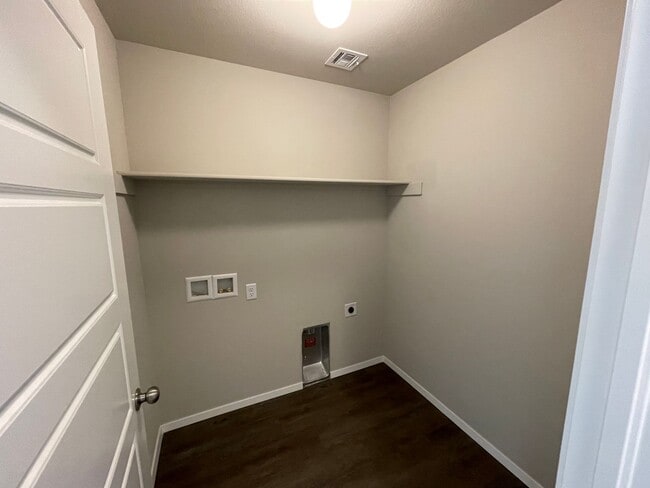 Building Photo - *NOW PRELEASING!* Four Bedroom | Two Bath Home in Bixby