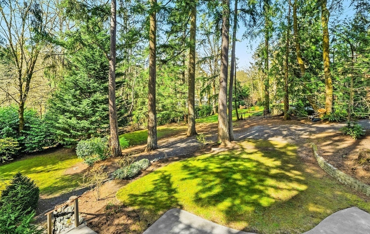 Shared - Backyard - 3303 142nd Pl NE