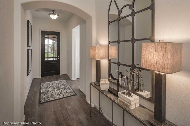 Building Photo - 4154 Kingsley Ave