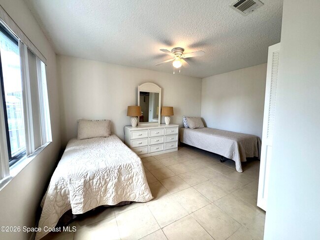 Building Photo - 3274 Sand Ct