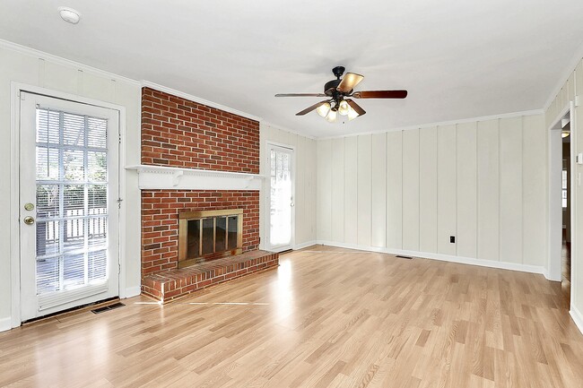 Building Photo - 7401 Quail Ridge Dr