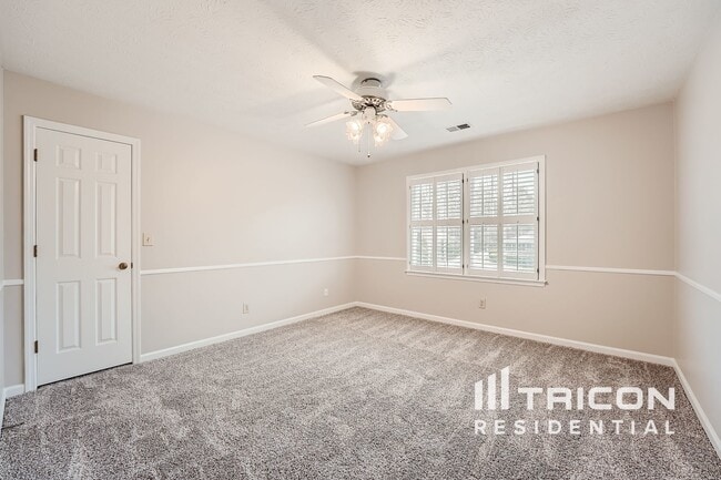 Building Photo - 847 Castle Walk Cove SW