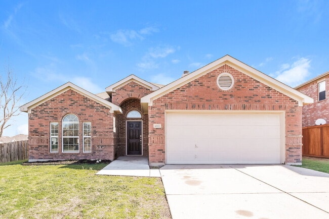 Building Photo - 6552 Manitoba St