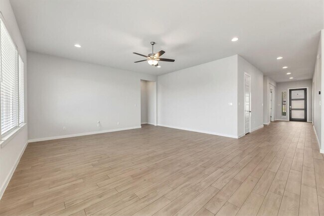 Building Photo - 116 Tanali Trail