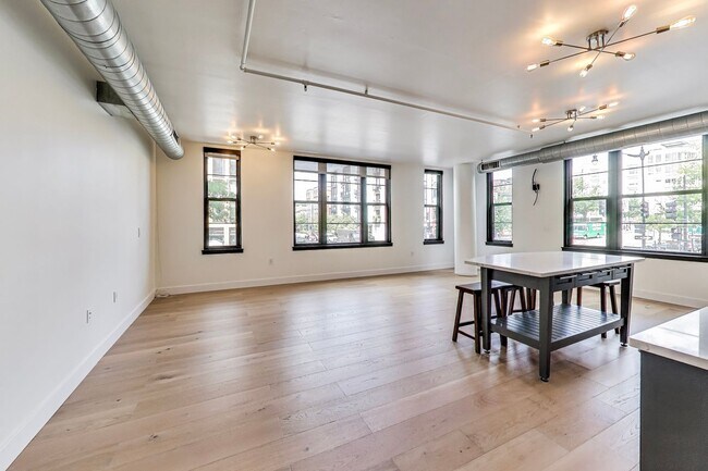 Building Photo - 2125 14th St NW