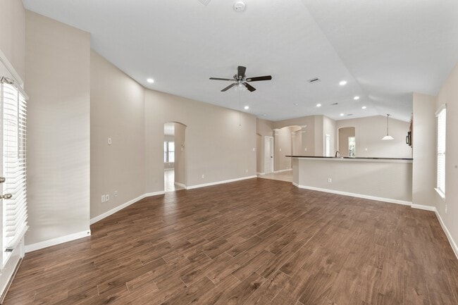 Building Photo - 731 Pickett Hill Ln