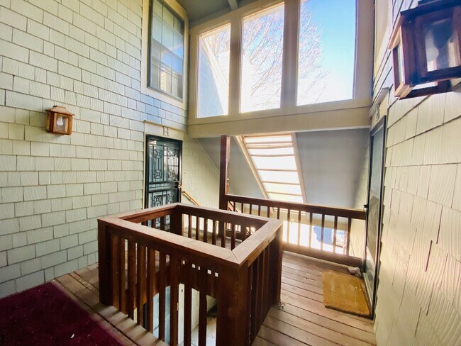 Building Photo - {12030 - F}  Updated Condo in Fantastic Location + Top Floor + Covered Parking Included + Private...