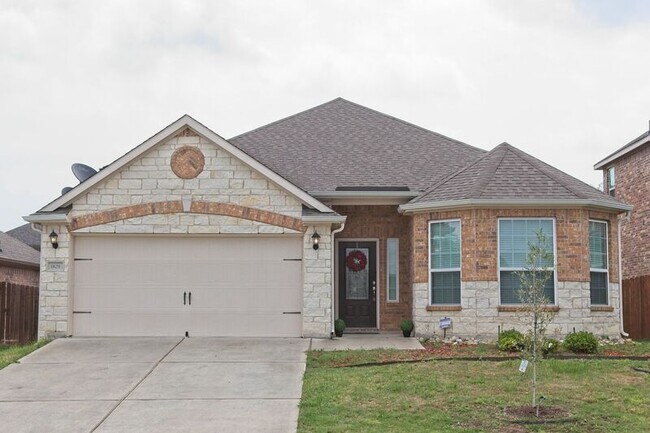 Primary Photo - 1829 Persimmon Dr