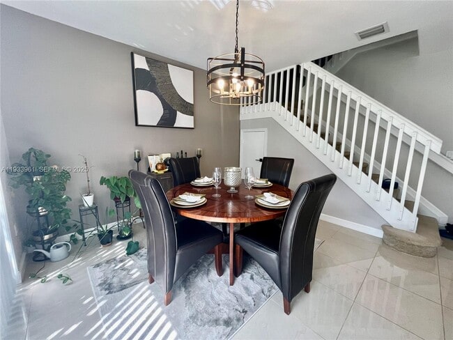 Building Photo - 8472 SW 29th St