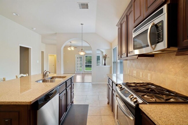 Building Photo - 27645 Fairhope Meadow Ln