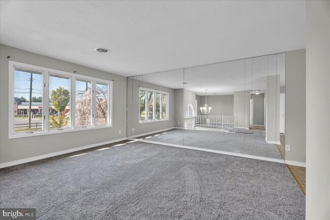 Building Photo - 301 County House Rd