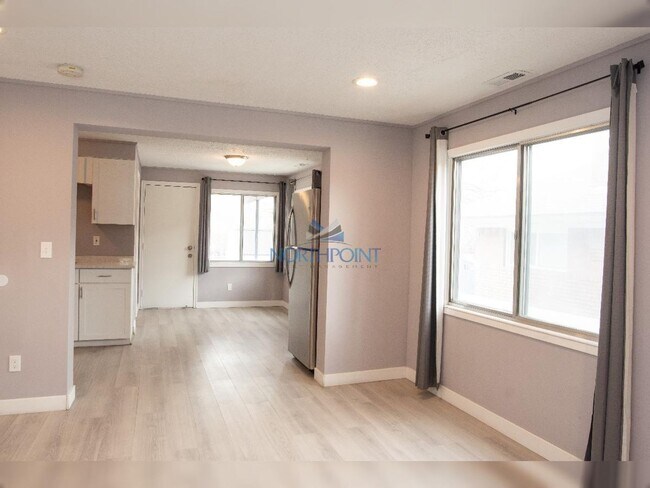 Building Photo - 2BR/1.5BA | Newly Renovated House Duplex | Private Backyard |  In International Peace Garden!