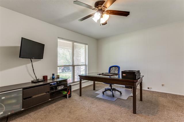 Building Photo - 2223 Big Bend Dr