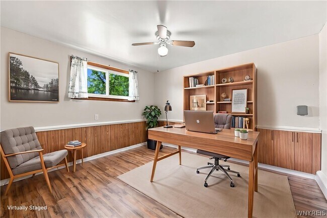 Building Photo - 35 Tomcyn Dr