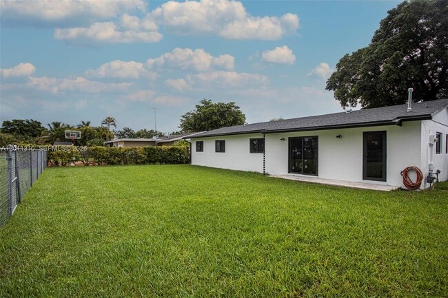 Building Photo - 8931 SW 182nd Terrace