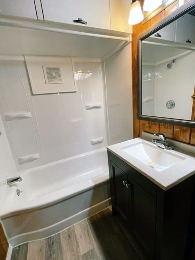 Building Photo - Unique and Updated Corner Lot Cabin in Mou...
