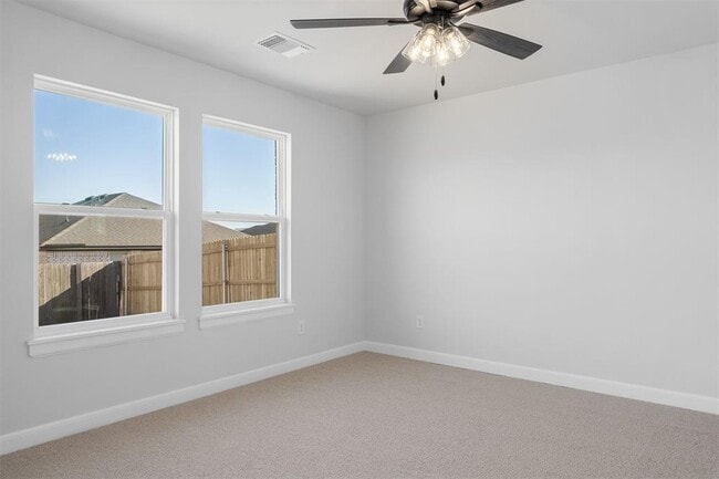 Building Photo - 3400 Piney River Dr