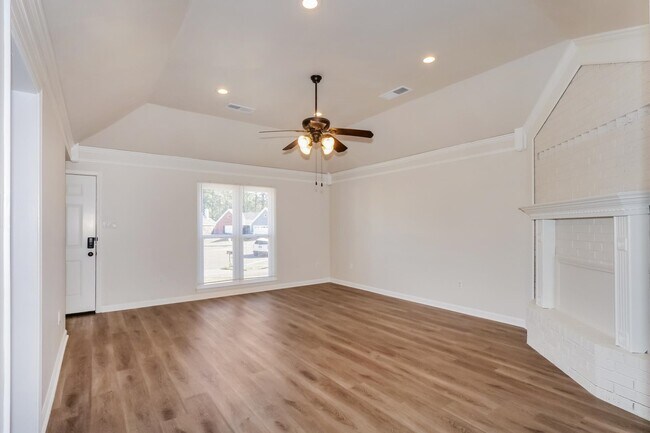 Building Photo - 4709 Valene Cir