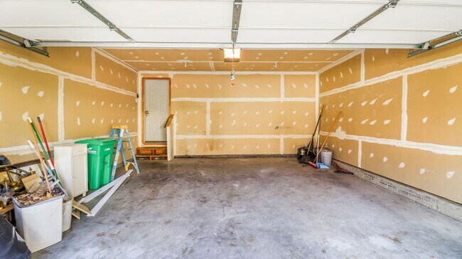 Building Photo - 12607 Piscataway Landing Dr