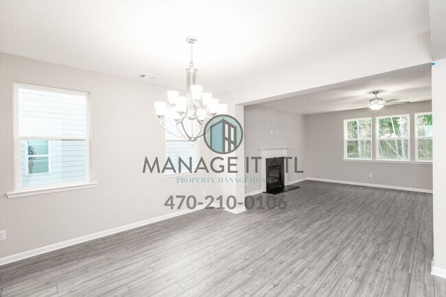 Building Photo - 4 Bedroom House in Hoschton over 3,700 sqft!