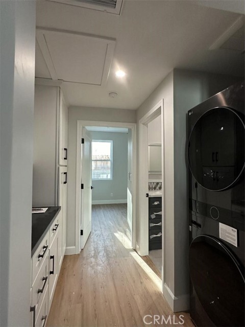 Building Photo - 2039 Casa Grande St