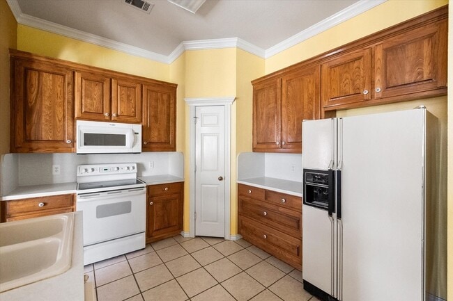 Building Photo - 2311 Ragland Rd