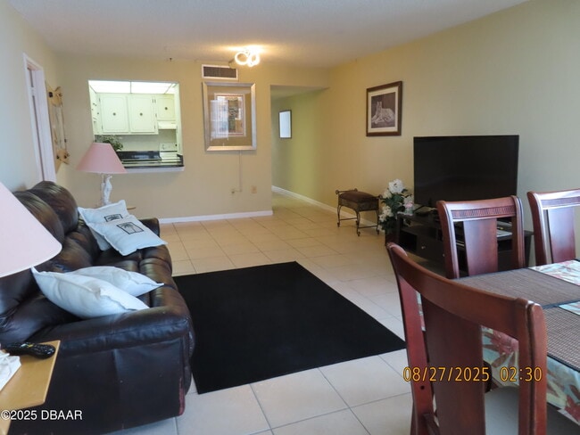 Building Photo - 3043 S Atlantic Ave