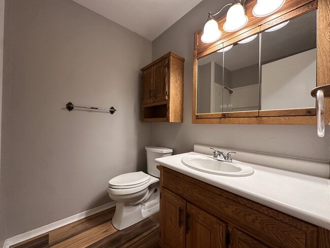 Building Photo - 4708 Pinson Dr