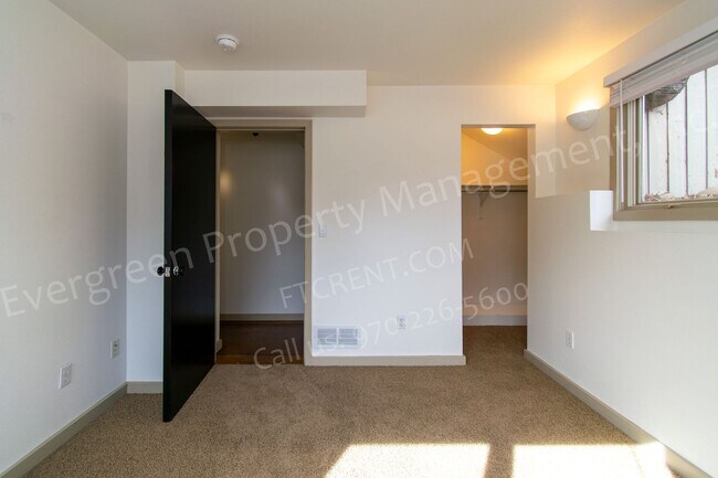 Building Photo - 419 W Mountain Ave